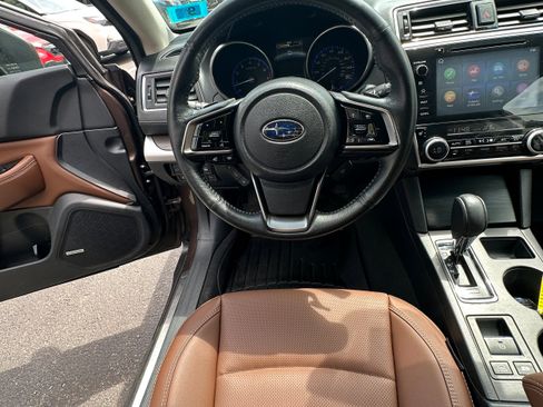 Used 2019 Subaru Outback 3.6R Touring AWD/4WD image 19