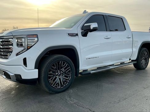 Used 2022 GMC Sierra 1500 Denali image 7