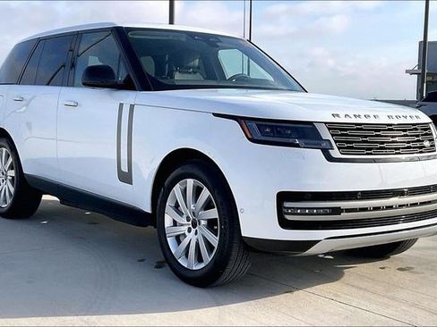 New 2026 Land Rover Range Rover SE AWD/4WD image 2