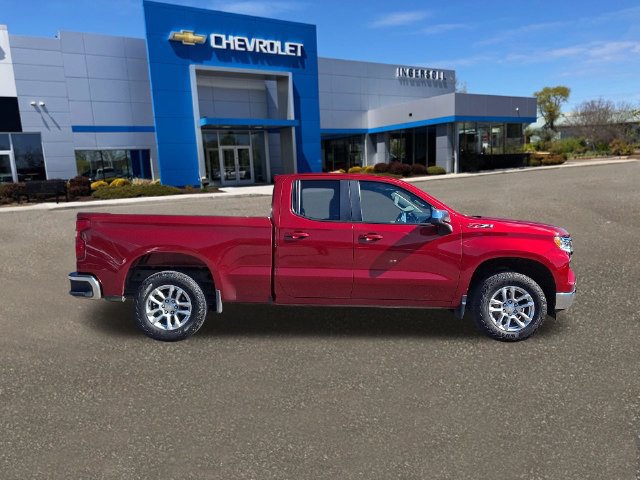 Used 2024 Chevrolet Silverado 1500 LT w/ Z71 Off-Road Package AWD/4WD image 28