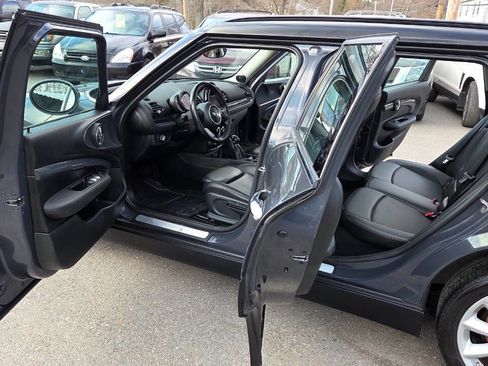 Used 2018 MINI Cooper Clubman S image 24
