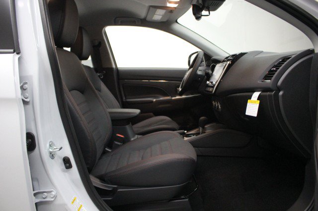 New 2026 Mitsubishi Outlander Sport SE AWD/4WD image 18