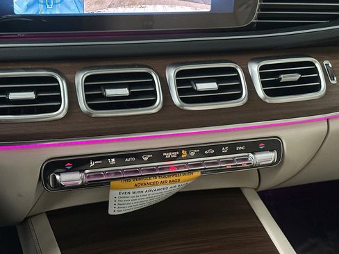 New 2026 Mercedes-Benz GLS 450 4MATIC image 19