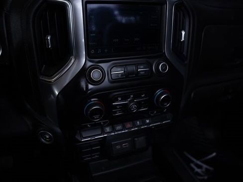 Used 2022 Chevrolet Silverado 3500 LT w/ Convenience Package image 25