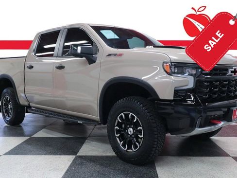 Used 2022 Chevrolet Silverado 1500 ZR2 w/ Technology Package AWD/4WD image 1