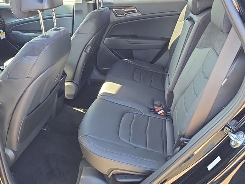 New 2026 Kia Sportage SX FWD image 18