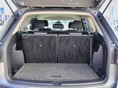 Certified 2022 Volkswagen Atlas SE image 9