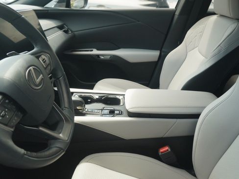 Used 2024 Lexus RX 350 Premium w/ Accessory Package (Z1) FWD image 9