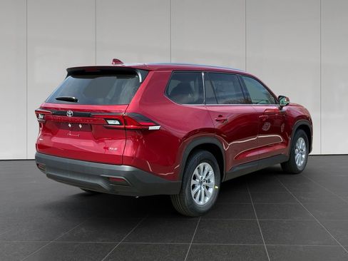 New 2026 Toyota Grand Highlander AWD image 5