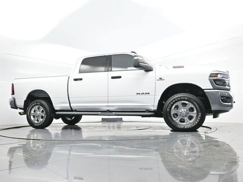 Used 2025 RAM 2500 Big Horn AWD/4WD image 44