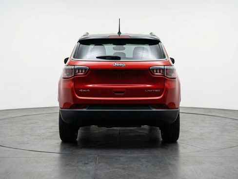 Used 2025 Jeep Compass Limited image 7