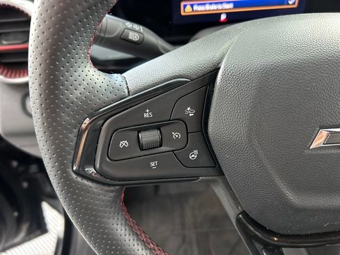Used 2024 Chevrolet Trax RS w/ Driver Confidence Package FWD image 19