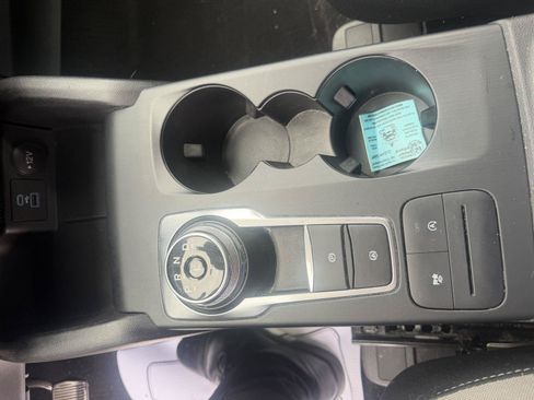 Used 2022 Ford Escape SE w/ Cold Weather Package FWD image 16