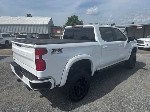 Used 2021 Chevrolet Silverado 1500 RST w/ Convenience Package II AWD/4WD image 3
