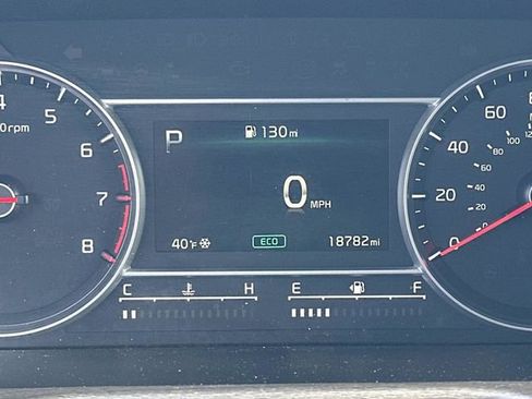 Used 2023 Kia Sorento S w/ Panoramic Sunroof Package image 15