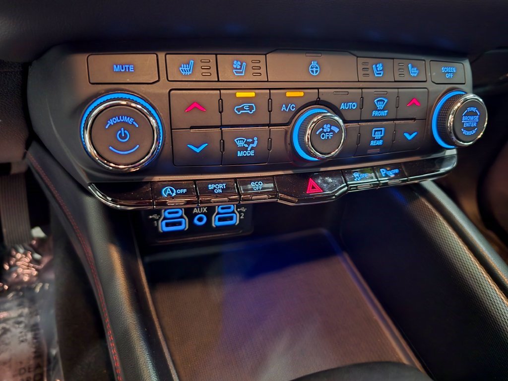 Used 2023 Dodge Durango GT RWD image 28