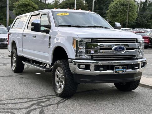 Used 2017 Ford F250 Lariat w/ Chrome Package AWD/4WD image 5