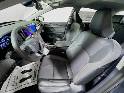 New 2026 Toyota Camry XLE FWD image 17