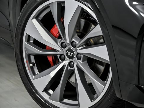 Used 2024 Audi SQ5 Premium Plus image 4