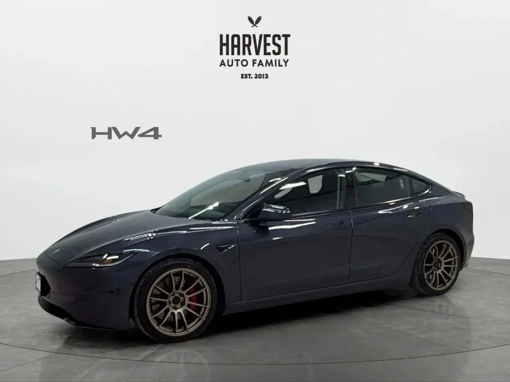 Used 2024 Tesla Model 3 Performance AWD/4WD image 1