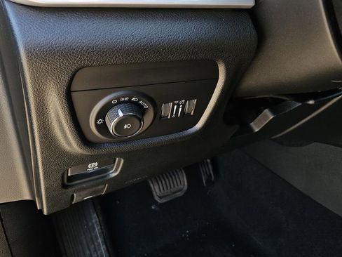 New 2026 Jeep Grand Cherokee Limited RWD image 17