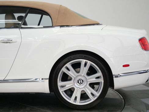 Used 2018 Bentley Continental GT AWD/4WD image 41