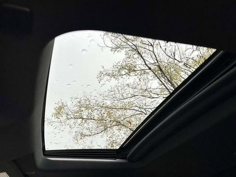 Used 2024 Chevrolet Silverado 2500 High Country image 9