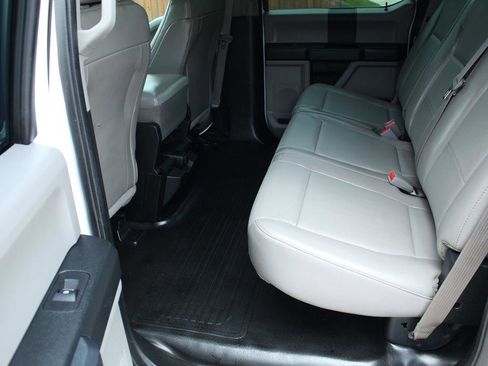 Used 2016 Ford F150 XL w/ Equipment Group 101A Mid RWD image 20