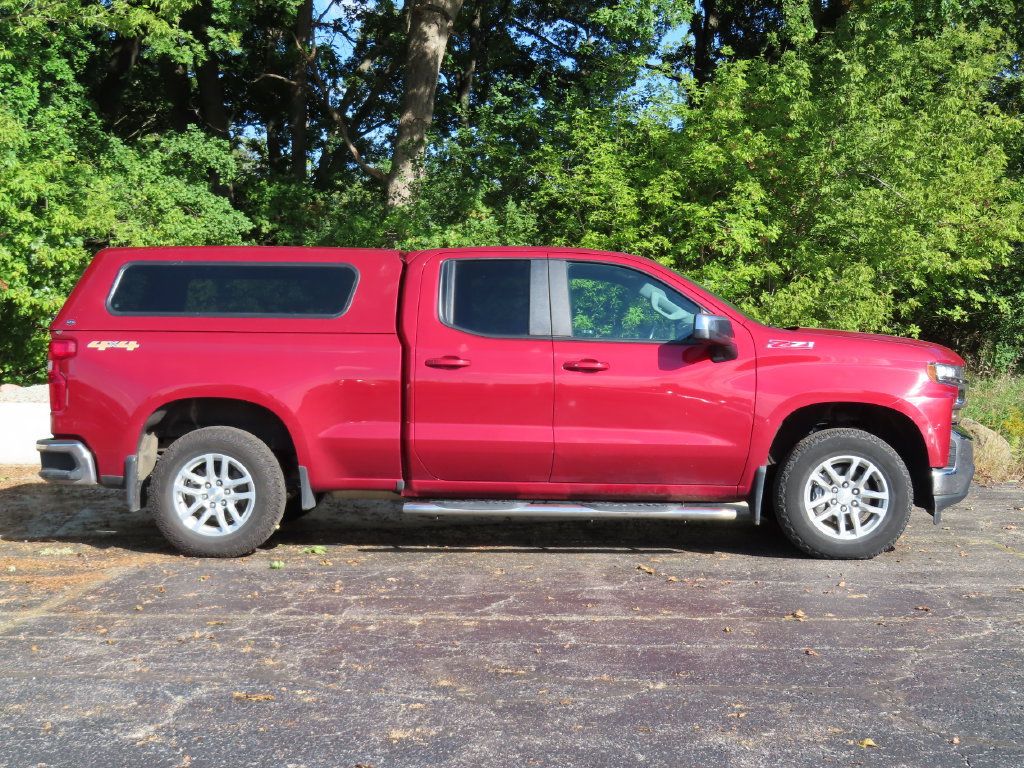 Used 2020 Chevrolet Silverado 1500 LT w/ All-Star Edition AWD/4WD image 2
