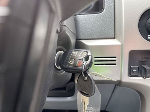 Used 2013 Ford F150 Lariat w/ Lariat Chrome Pkg AWD/4WD image 41