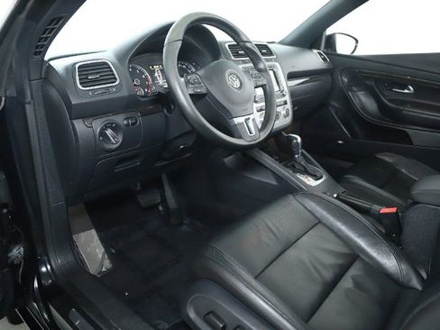 Used 2014 Volkswagen Eos Executive image 24