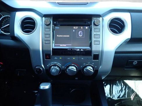 Used 2014 Toyota Tundra SR5 w/ SR5 Upgrade Package AWD/4WD image 14
