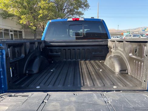 Used 2022 Ford F150 Lariat w/ Equipment Group 502A High AWD/4WD image 16