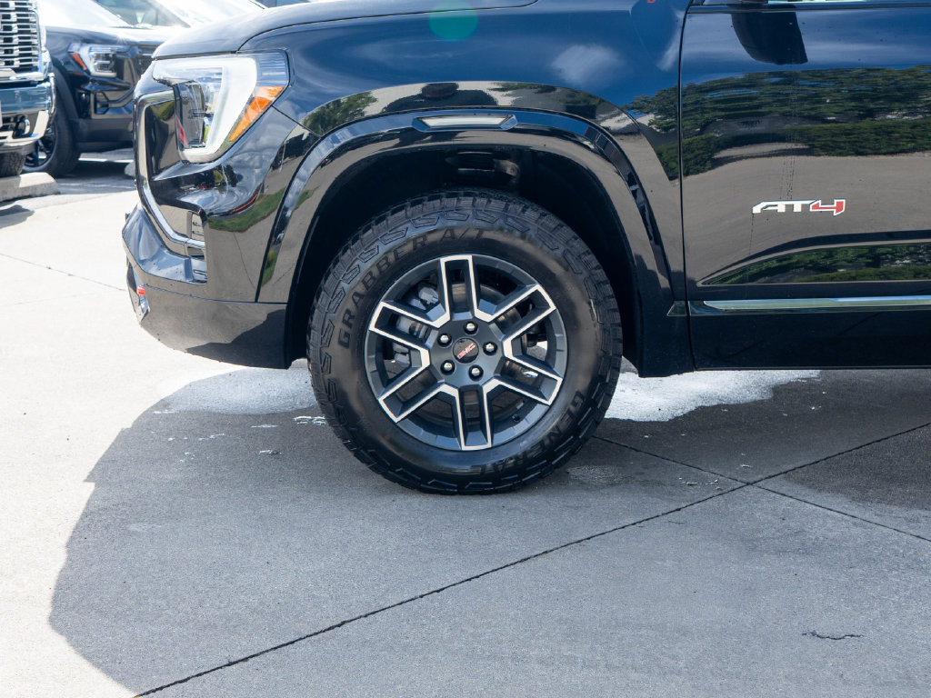 New 2027 GMC Terrain AT4 w/ Convenience Package III AWD/4WD image 28