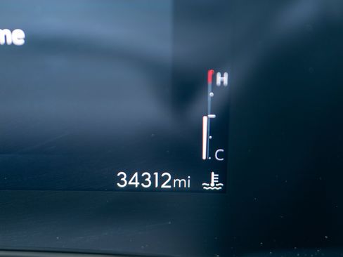 Used 2024 Buick Envista Preferred w/ Convenience II Package FWD image 22