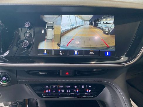 Used 2023 Buick Envision Avenir image 22