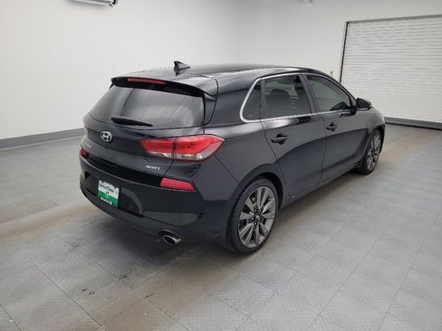 Used 2018 Hyundai Elantra GT Sport FWD image 9