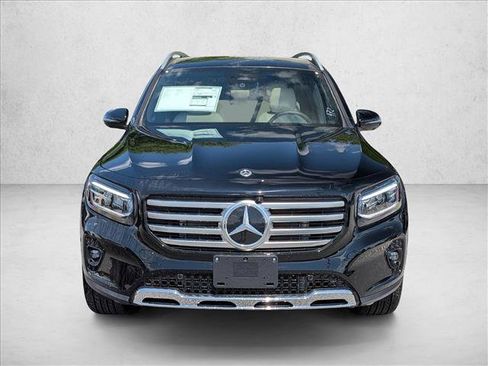 New 2026 Mercedes-Benz GLB 250 4MATIC image 6
