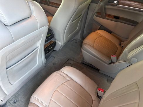 Used 2012 Buick Enclave Premium AWD/4WD image 12