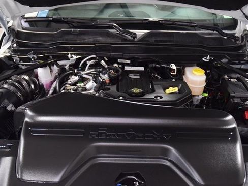 Used 2026 RAM 3500 Tradesman w/ Chrome Appearance Group image 19