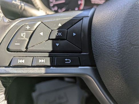 Used 2021 Nissan Sentra SV image 19