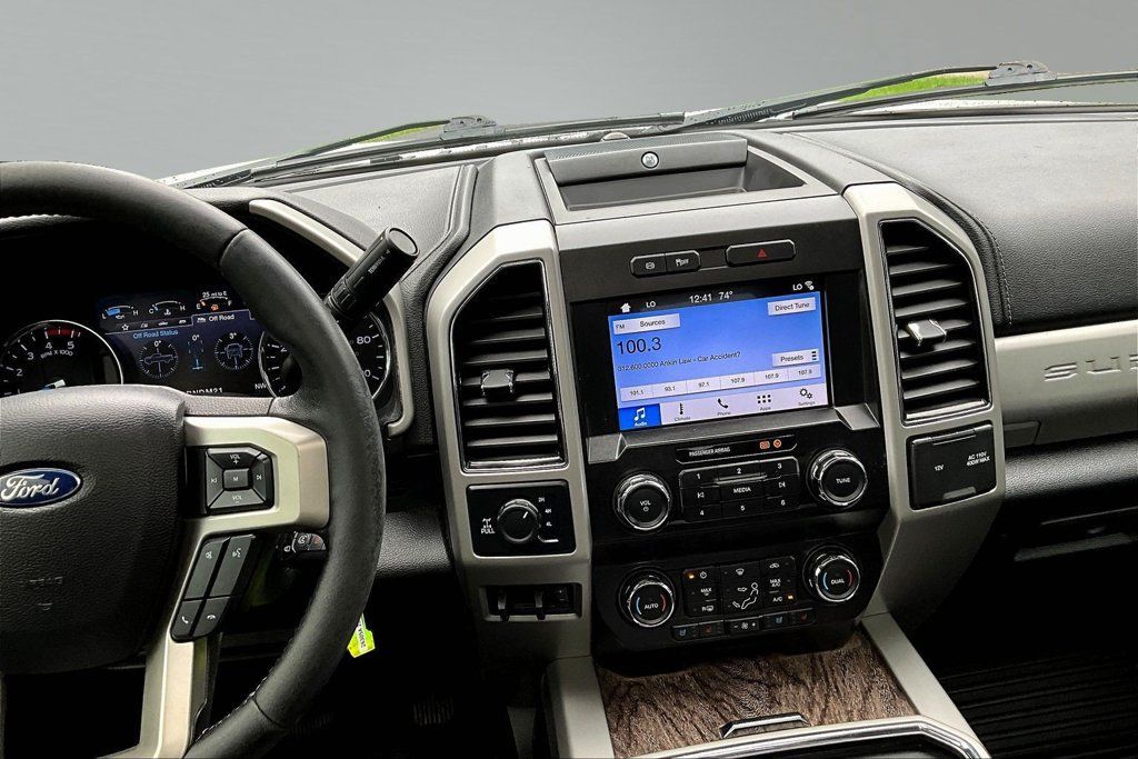 Certified 2019 Ford F250 Lariat w/ Lariat Value Package AWD/4WD image 14
