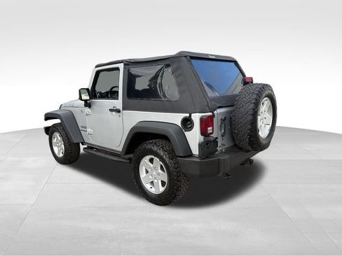 Used 2011 Jeep Wrangler Sport AWD/4WD image 5