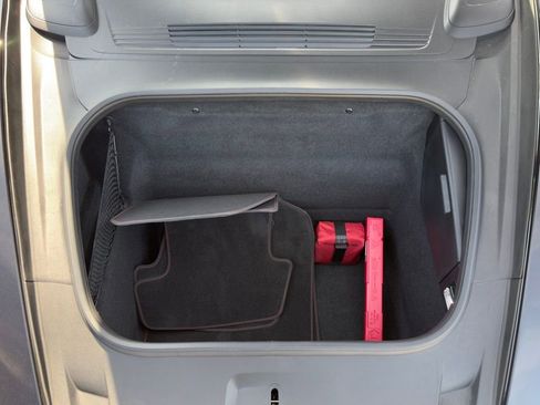 Used 2024 Porsche 911 Carrera GTS image 9