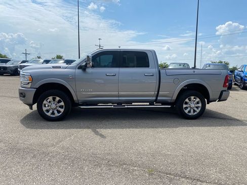 Used 2021 RAM 3500 Limited AWD/4WD image 3