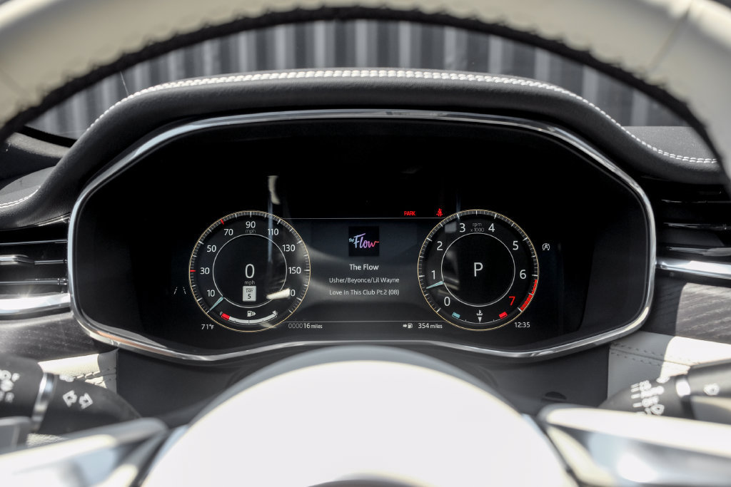New 2026 Jaguar F-PACE R-Dynamic S AWD/4WD image 12