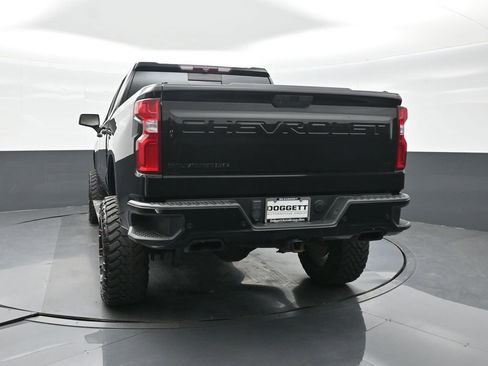 Used 2021 Chevrolet Silverado 1500 LT Trail Boss w/ Convenience Package II image 5