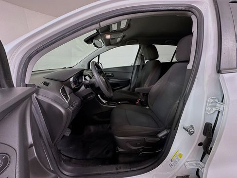 Used 2020 Chevrolet Trax LS w/ Tint and Cruise Package image 20