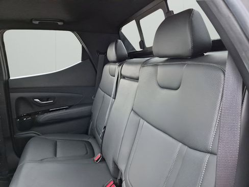 Used 2023 Hyundai Santa Cruz Limited image 19