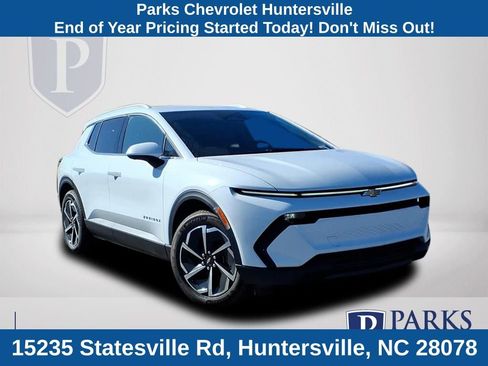 New 2026 Chevrolet Equinox EV LT image 1